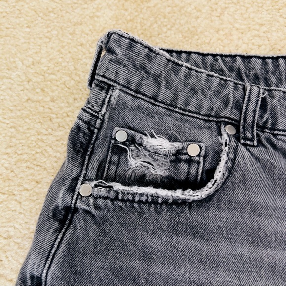 Zara High Waist Black Ripped Denim Shorts - Picture 3 of 5